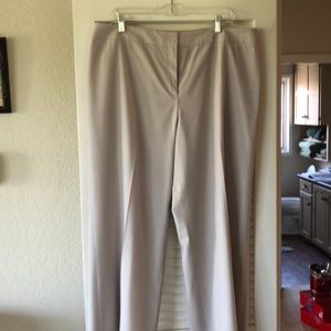 Beautiful Lafayette flat front trousers